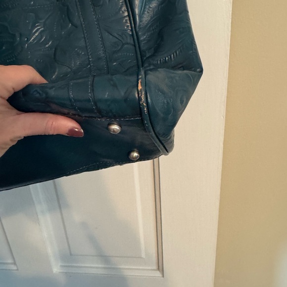 Patricia Nash Elegant Teal Embossed Tote Bag - Picture 2 of 4